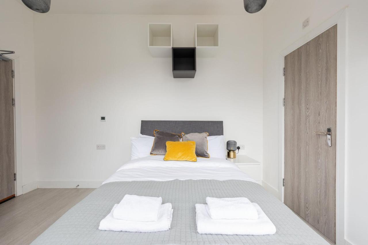 The Anson Hotel - Conveniently Located Sweet Space Near Transportation Stations London Eksteriør billede
